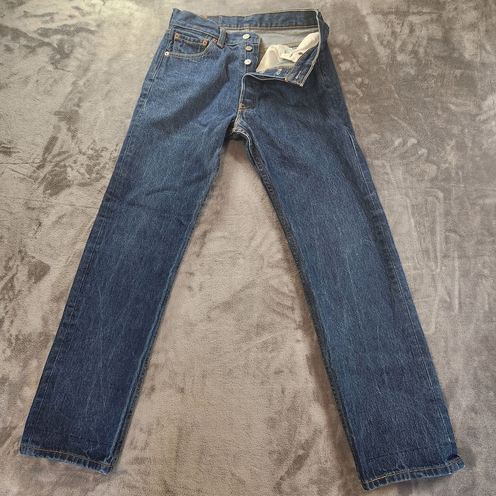 Levis 501 Jeans Mens 30x32 Blue Medium Wash Button Fly Straight Leg Denim Mexico
